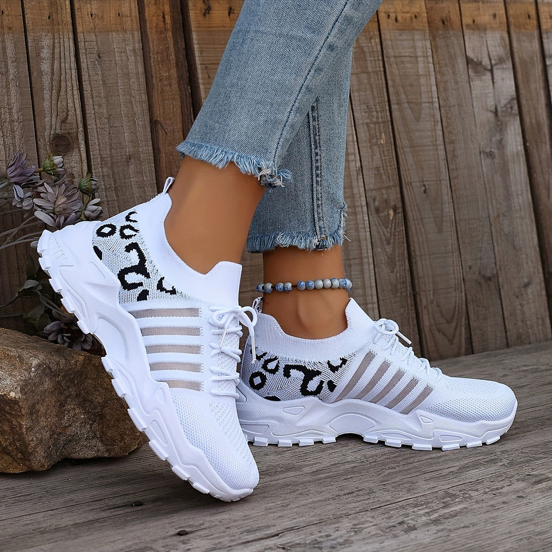 Isyra | Baskets tricot sport femme
