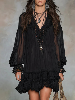 Robe courte femme Oriella™  élégance noire et détails volantés