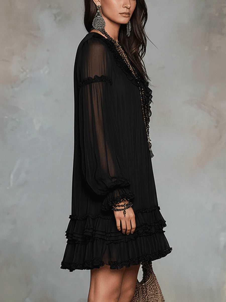 Robe courte femme Oriella™  élégance noire et détails volantés