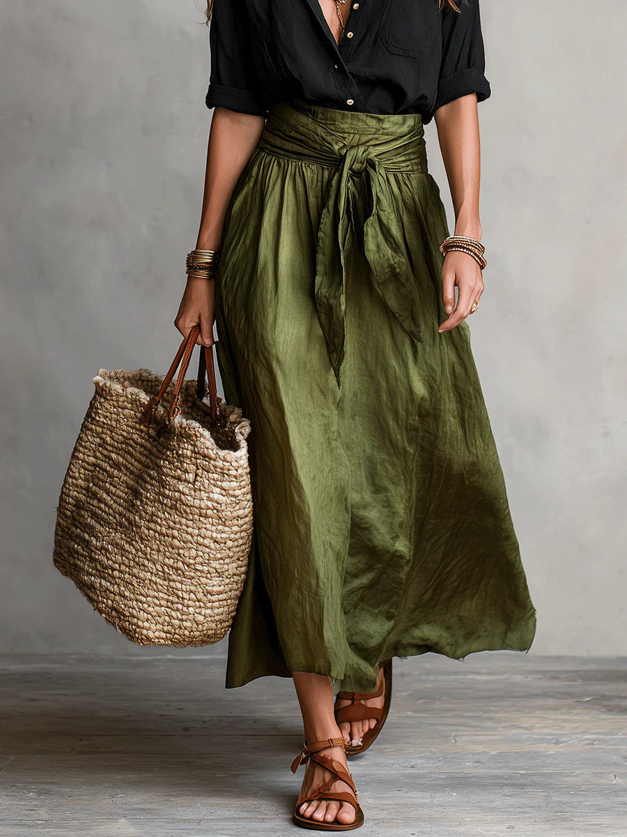 Vera | Ensemble femme élégant blouse noire et jupe midi verte