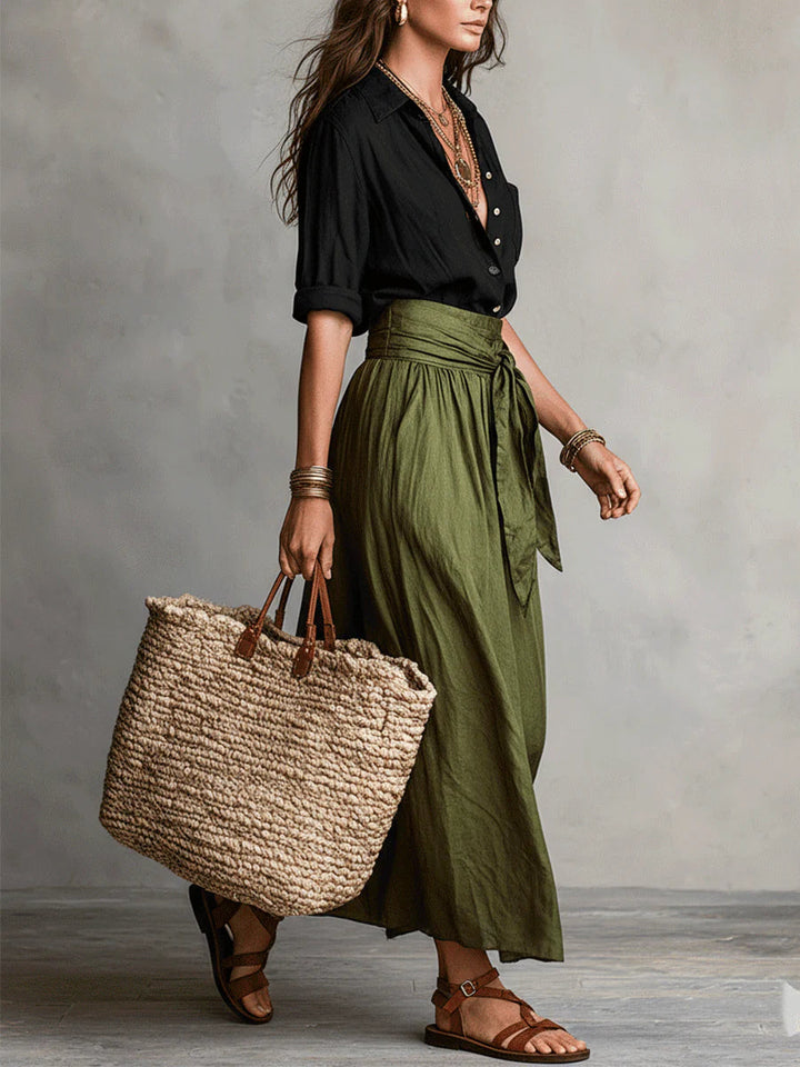 Vera | Ensemble femme élégant blouse noire et jupe midi verte